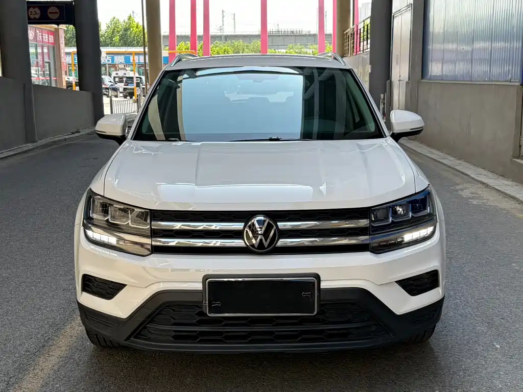Volkswagen Tharu — фото 2