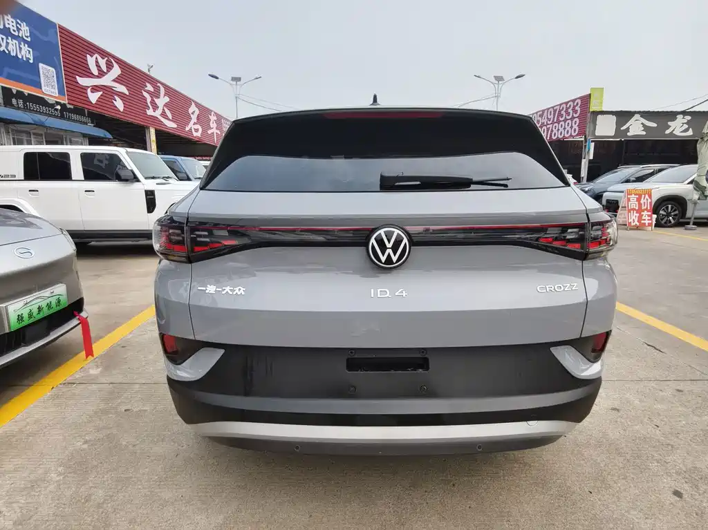 Volkswagen ID.4 Crozz — фото 11