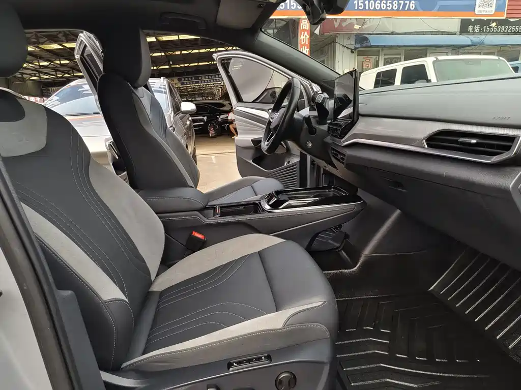 Volkswagen ID.4 Crozz — фото 6