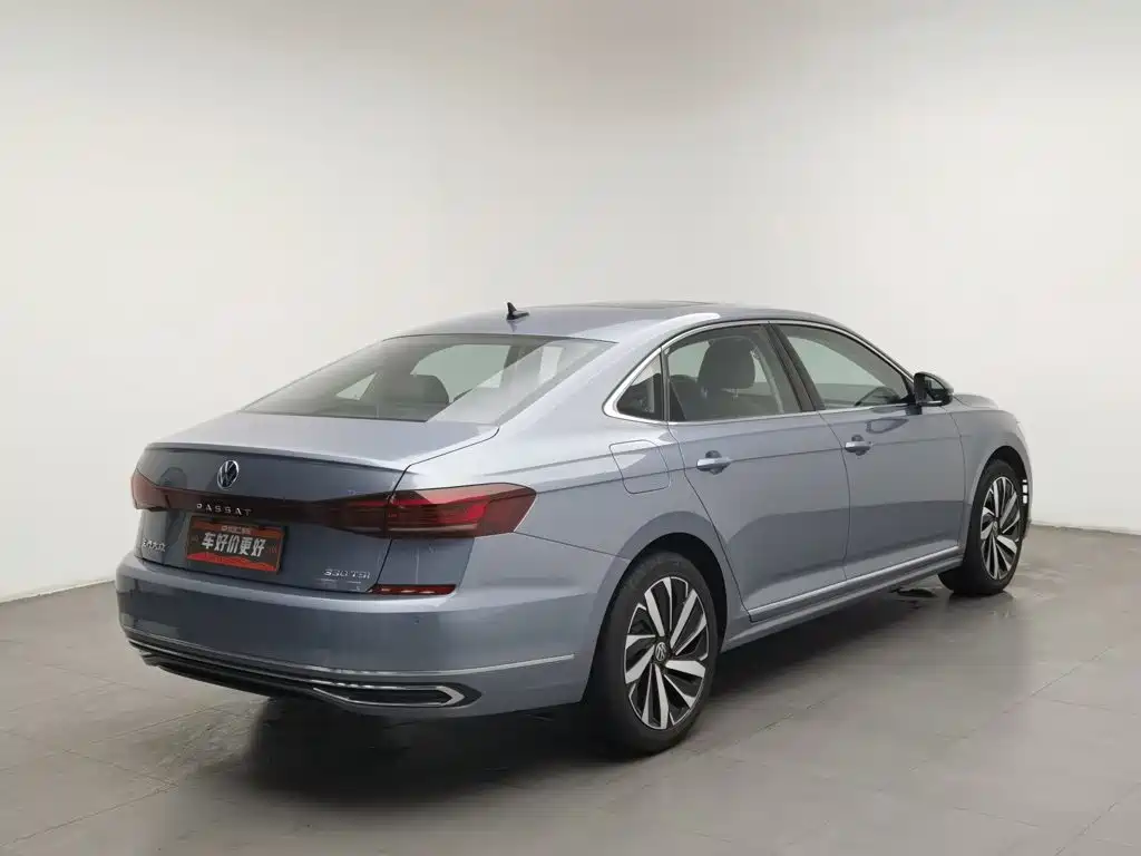 Volkswagen Passat — фото 2