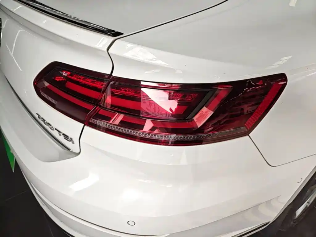 Volkswagen CC — фото 23
