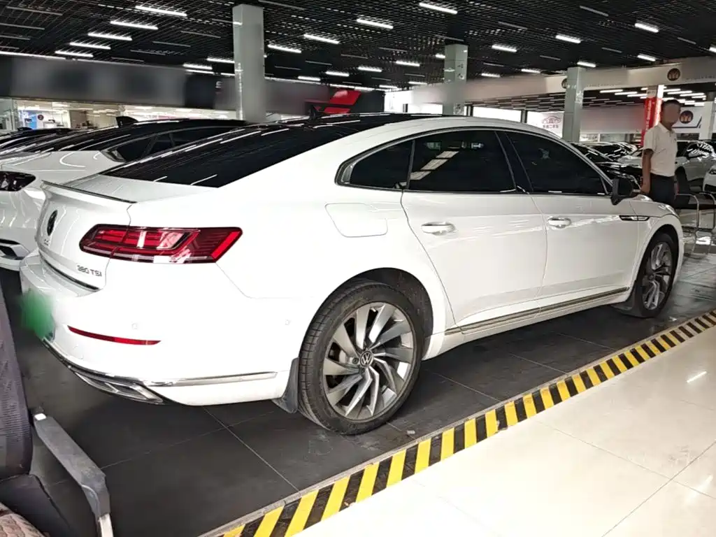 Volkswagen CC — фото 4