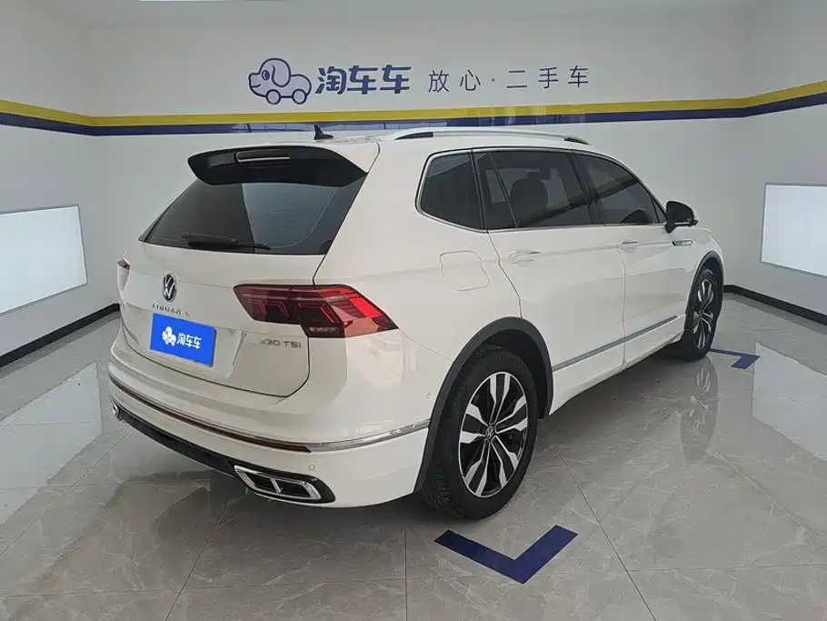 Volkswagen Tiguan L — фото 3