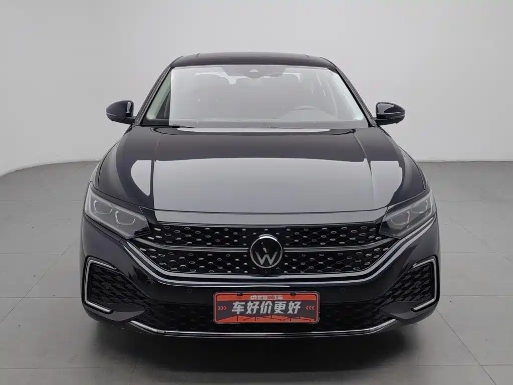 Volkswagen Passat — фото 3