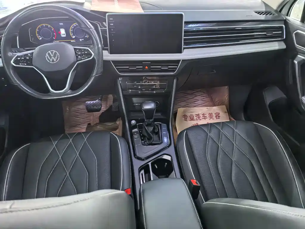 Volkswagen Tiguan L — фото 7