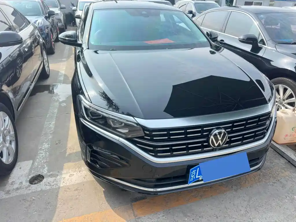 Volkswagen Passat — фото 3