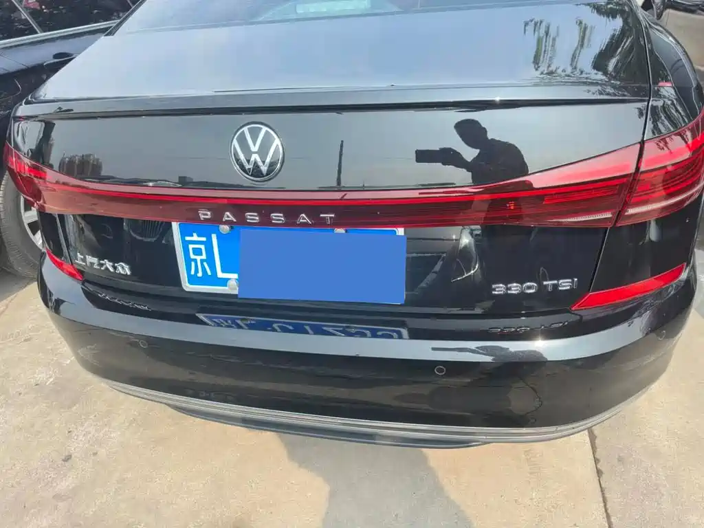 Volkswagen Passat — фото 5