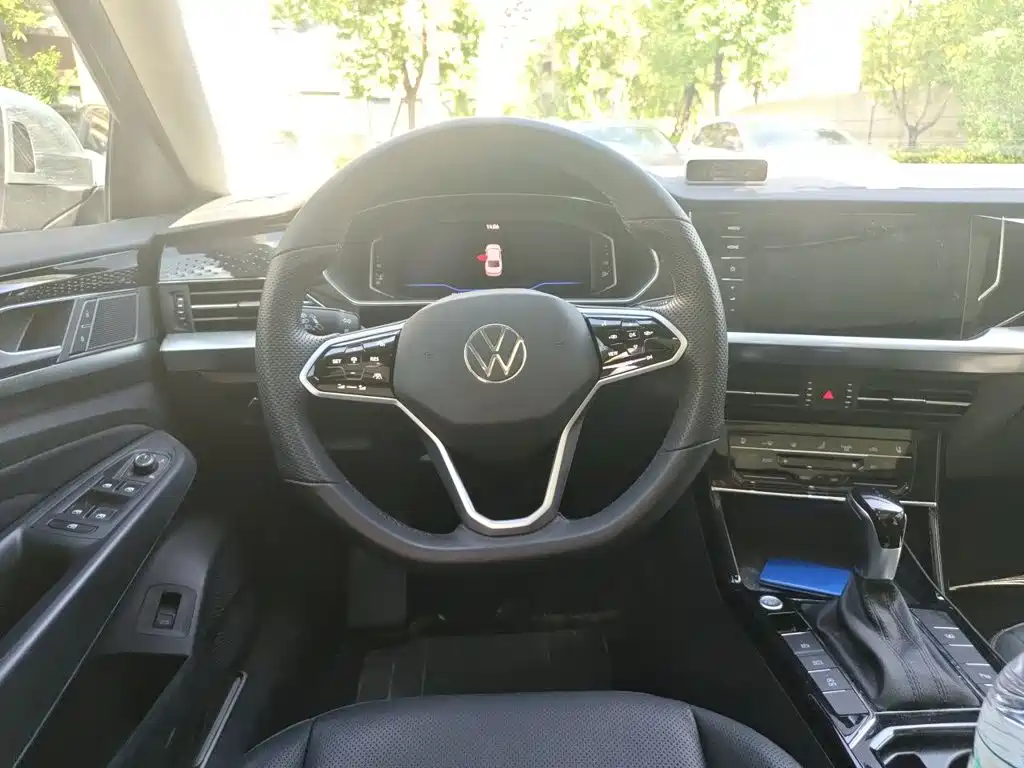 Volkswagen Passat — фото 3