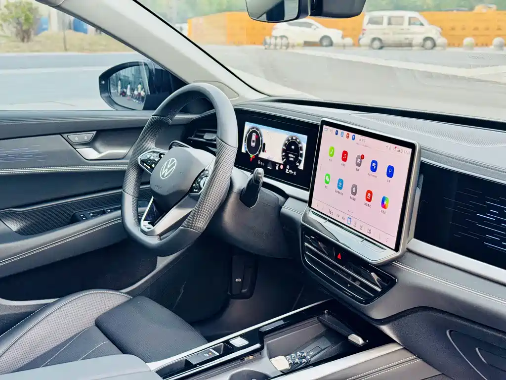 Volkswagen Passat — фото 13