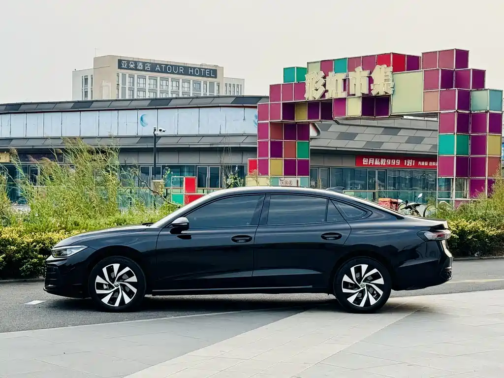 Volkswagen Passat — фото 5