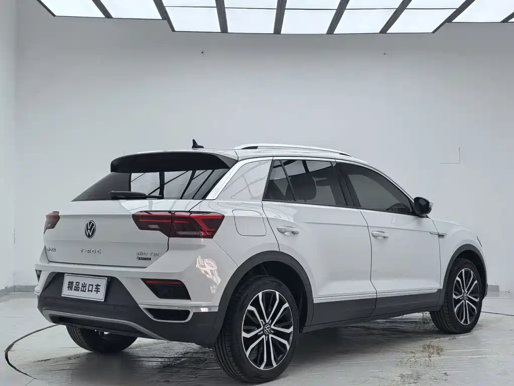 Volkswagen T-Roc — фото 4