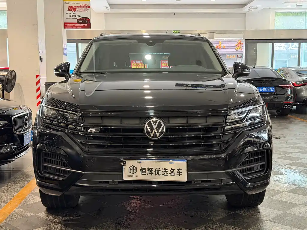 Volkswagen Touareg — фото 2