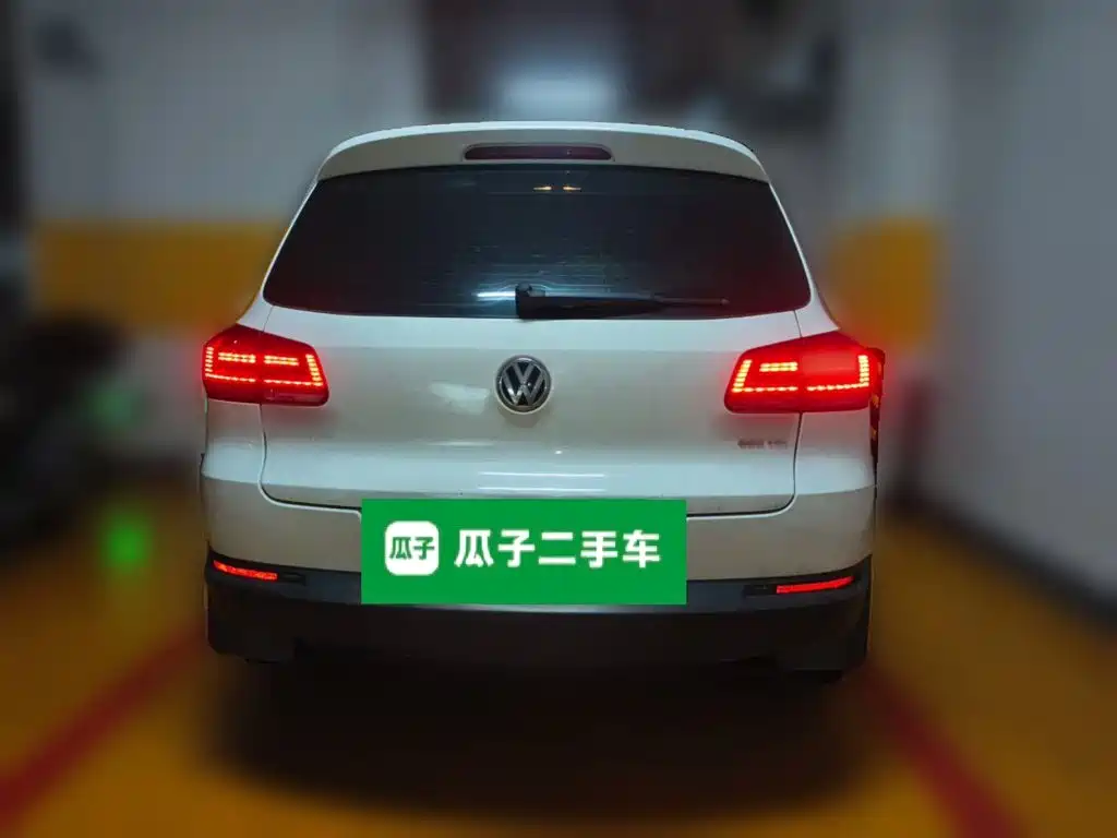 Volkswagen Tiguan — фото 5