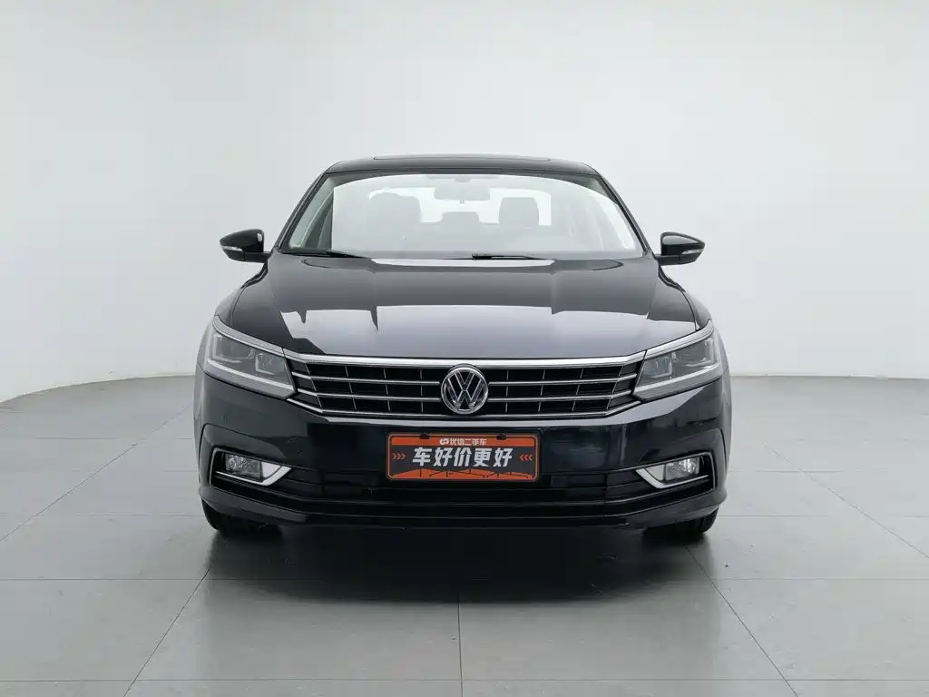 Volkswagen Passat — фото 3