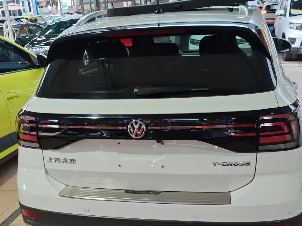Volkswagen T-Cross — фото 4