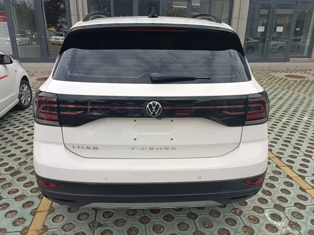 Volkswagen T-Cross — фото 6