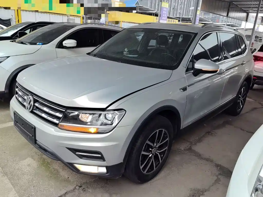 Volkswagen Tiguan L