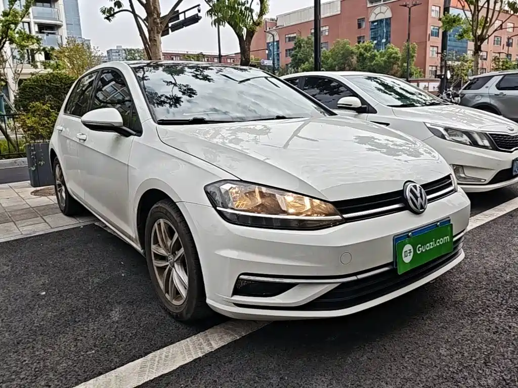 Volkswagen Golf — фото 4