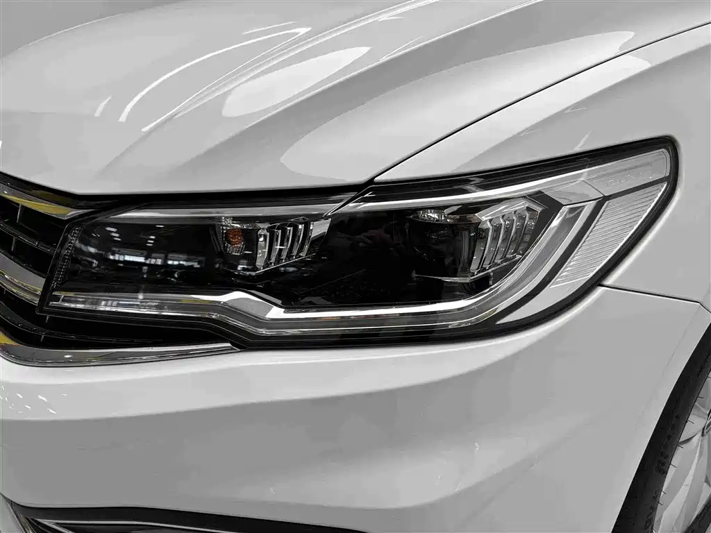 Volkswagen Bora — фото 9