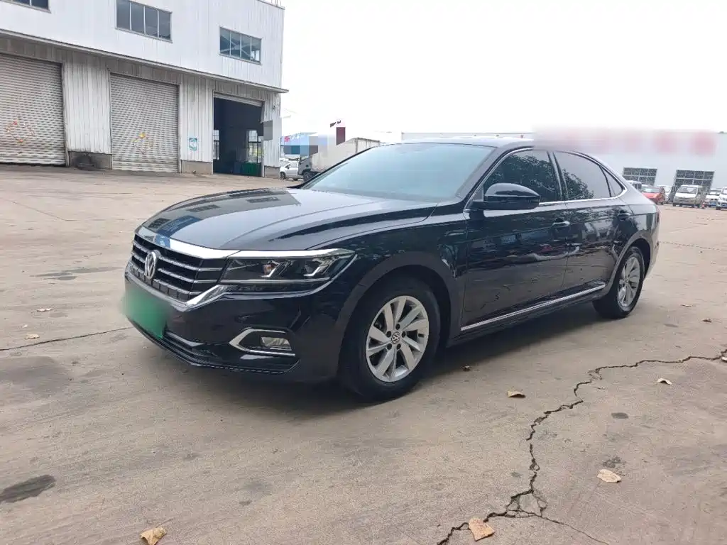 Volkswagen Passat — фото 2