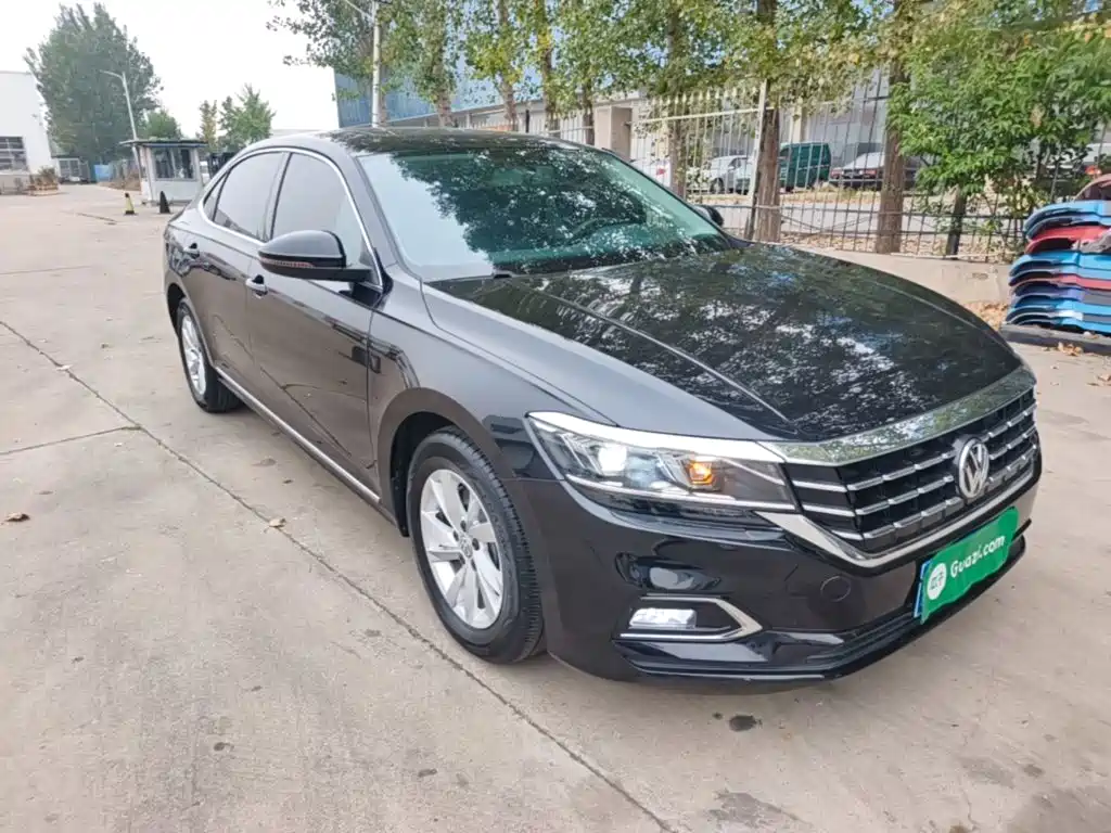 Volkswagen Passat — фото 4