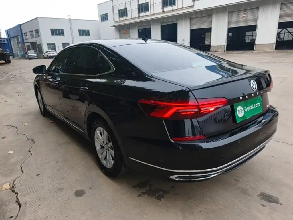 Volkswagen Passat — фото 5