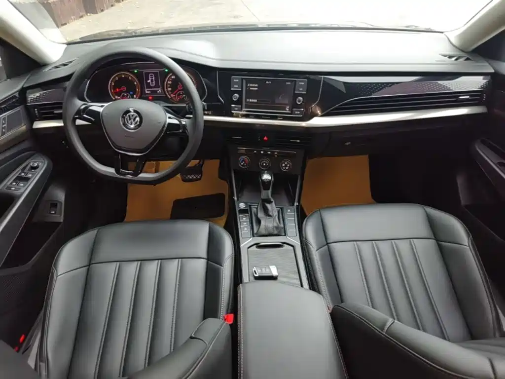 Volkswagen Passat — фото 10
