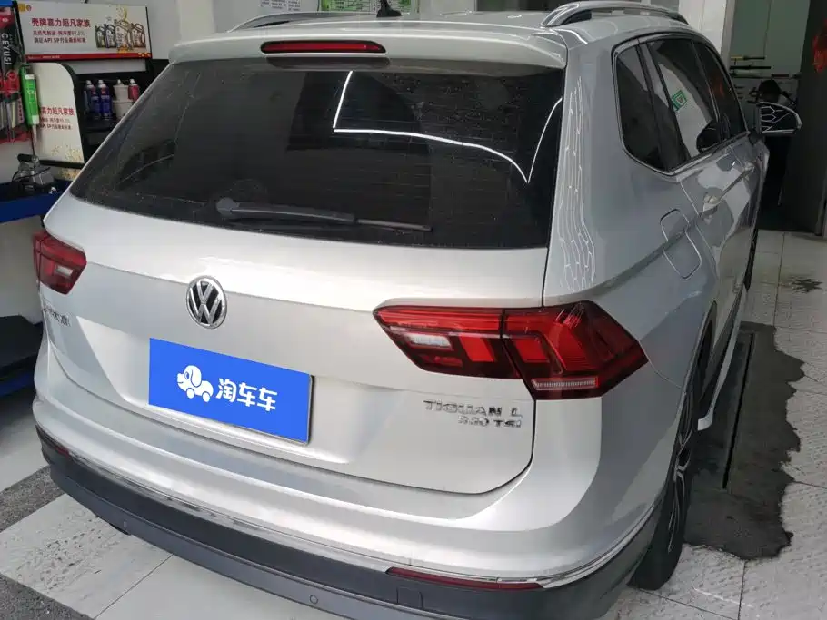 Volkswagen Tiguan L — фото 3