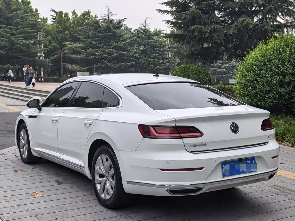Volkswagen CC — фото 7