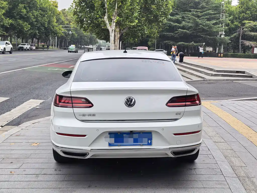 Volkswagen CC — фото 8