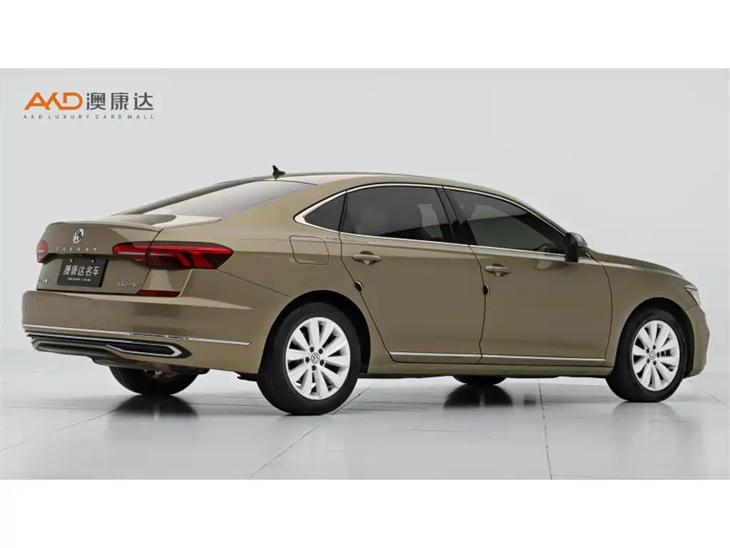 Volkswagen Passat — фото 3