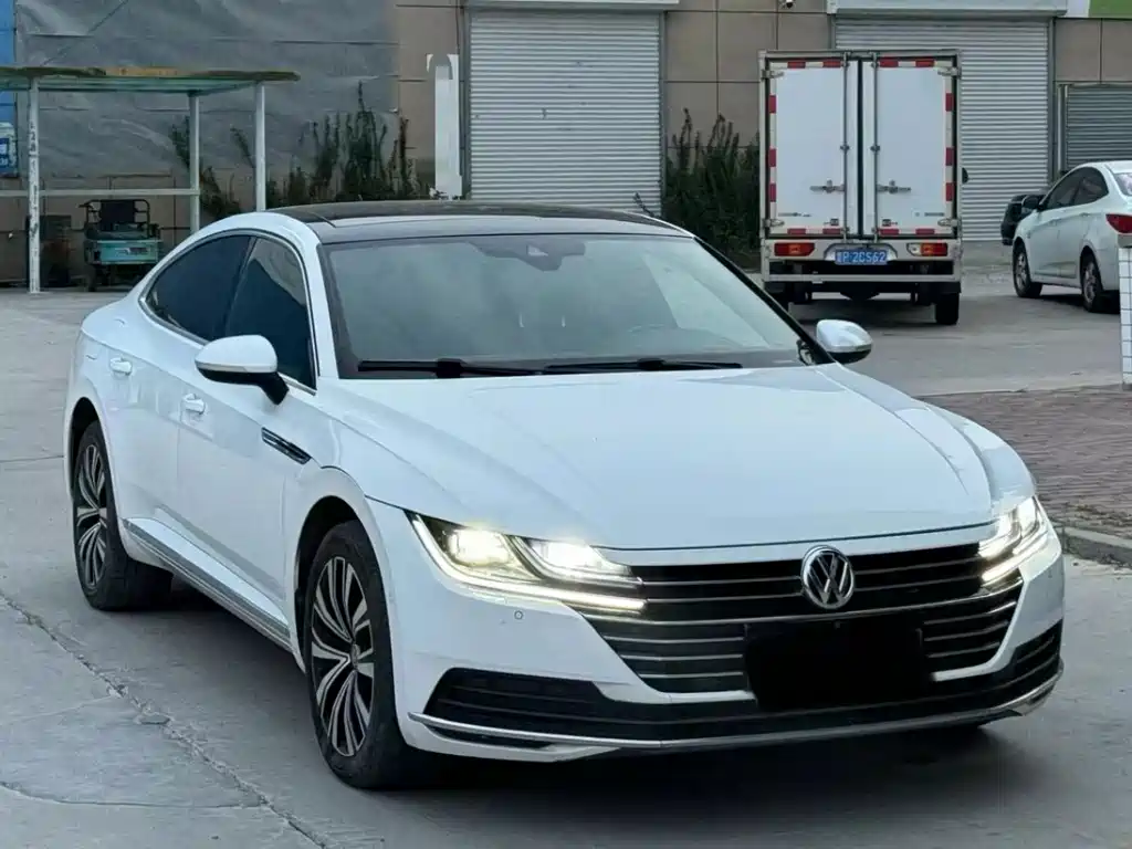Volkswagen CC — фото 3