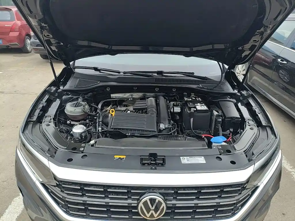 Volkswagen Passat — фото 20