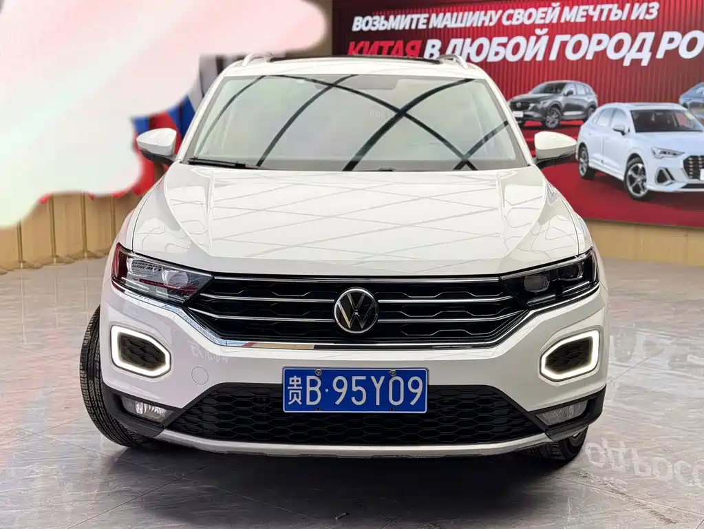 Volkswagen T-Roc — фото 2