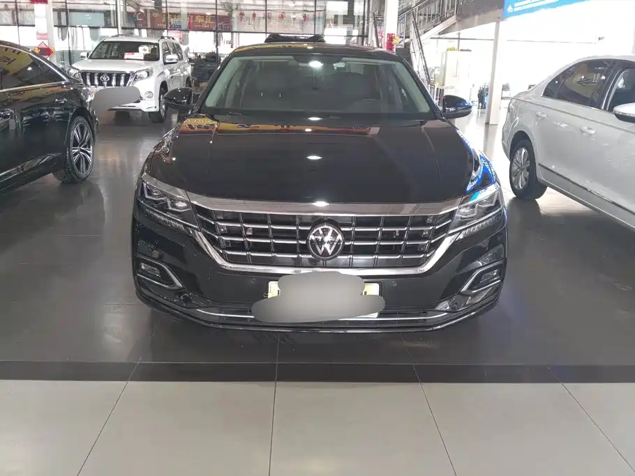 Volkswagen Passat — фото 2