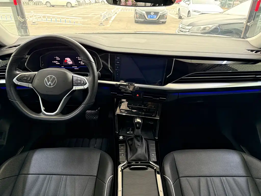 Volkswagen Passat — фото 7