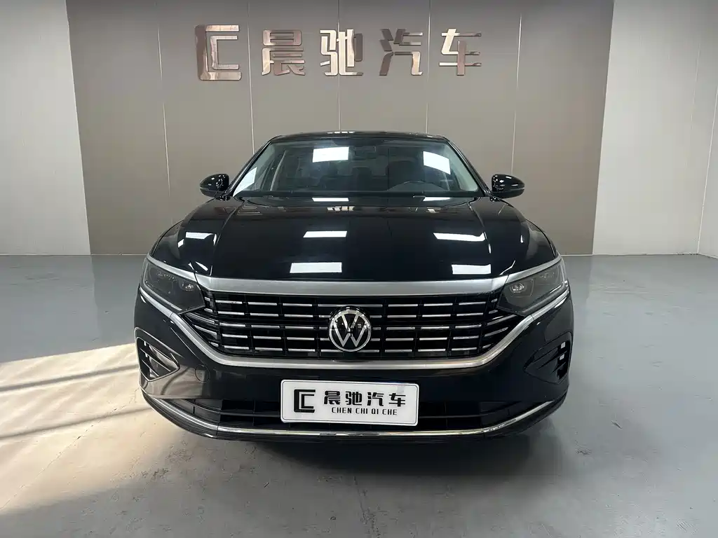 Volkswagen Passat — фото 2