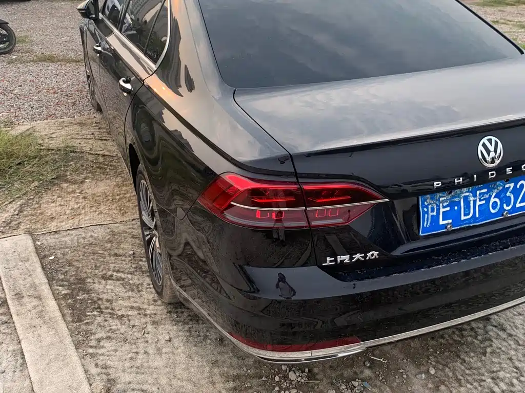 Volkswagen Phideon — фото 7