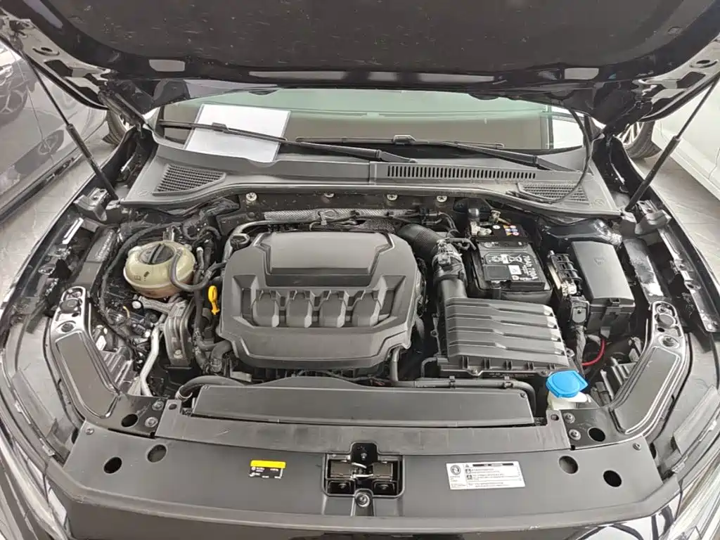 Volkswagen Passat — фото 20