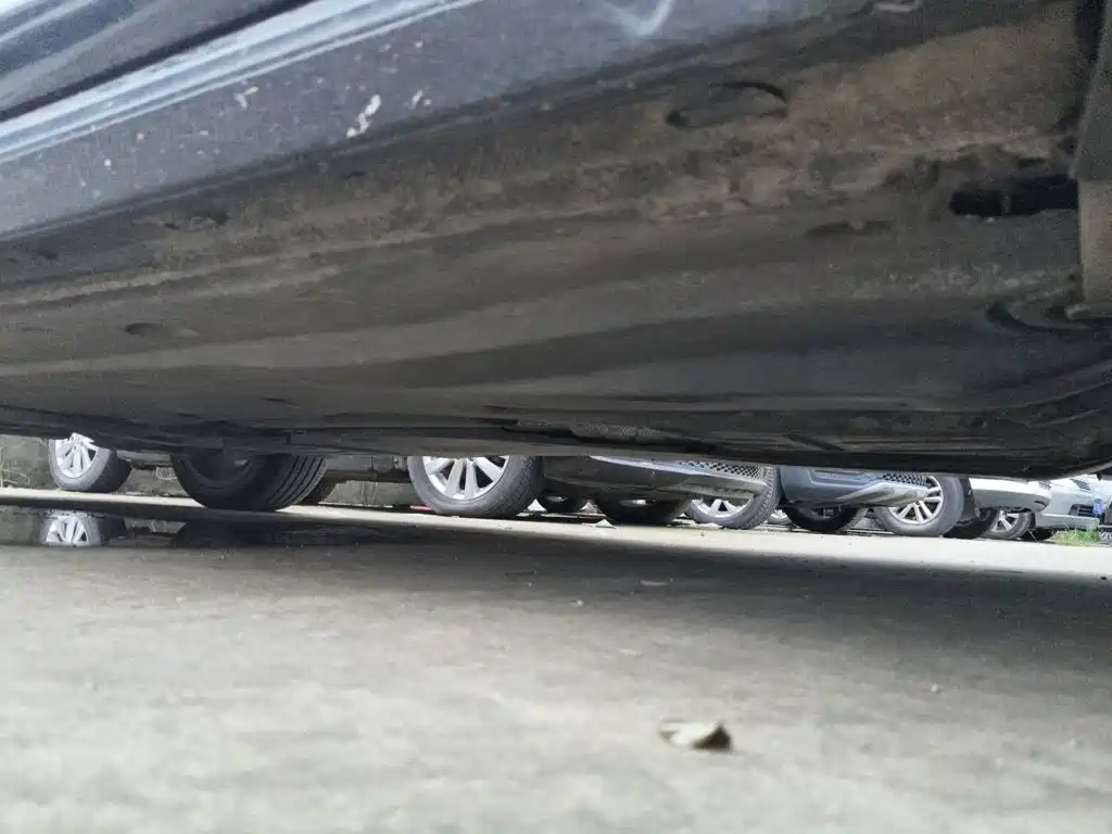 Volkswagen Passat — фото 17