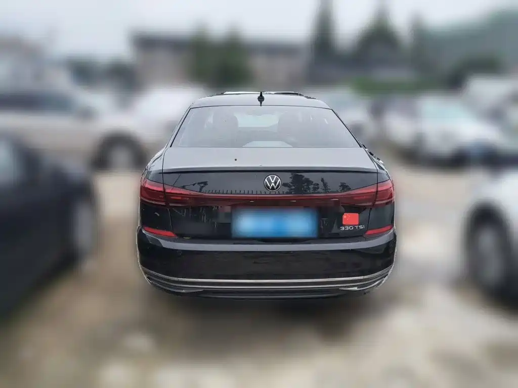 Volkswagen Passat — фото 3