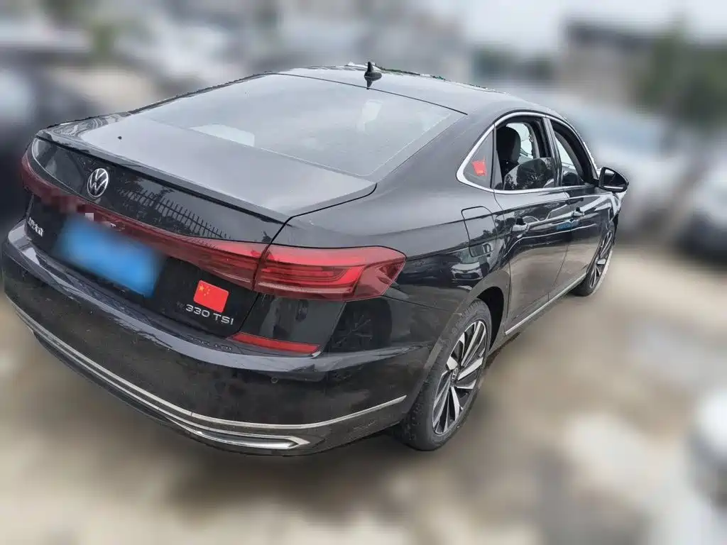 Volkswagen Passat — фото 4
