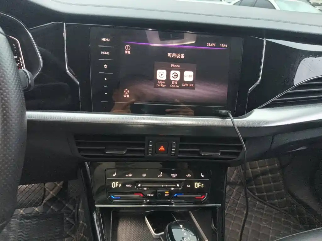 Volkswagen Passat — фото 9