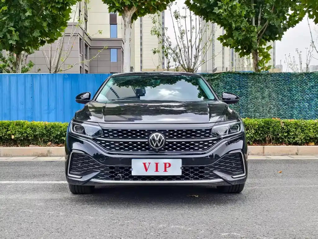Volkswagen Passat — фото 2