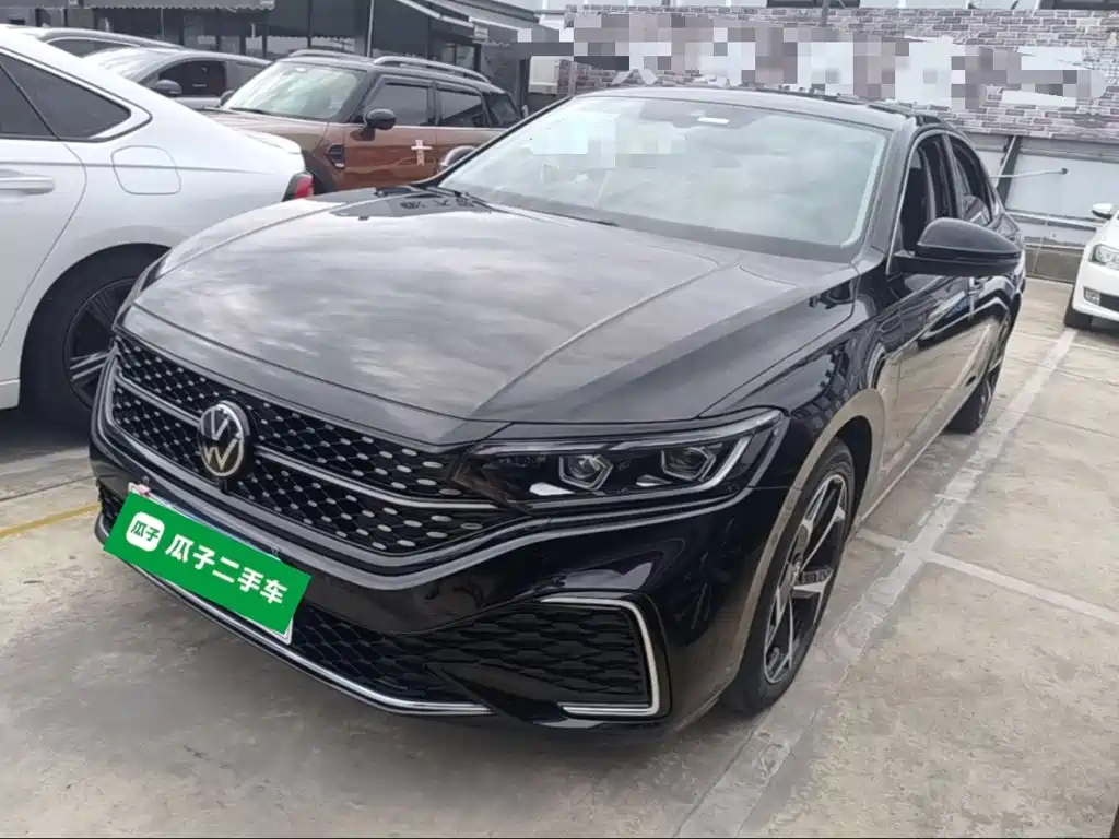Volkswagen Passat — фото 2