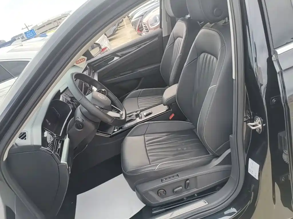 Volkswagen Passat — фото 11
