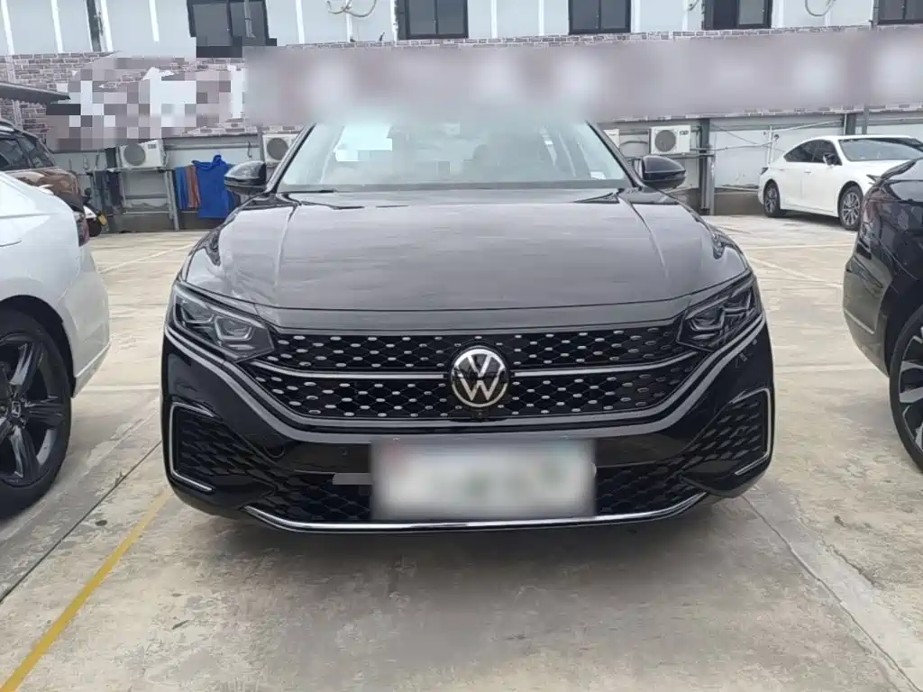 Volkswagen Passat — фото 3