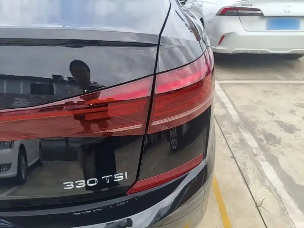 Volkswagen Passat — фото 24