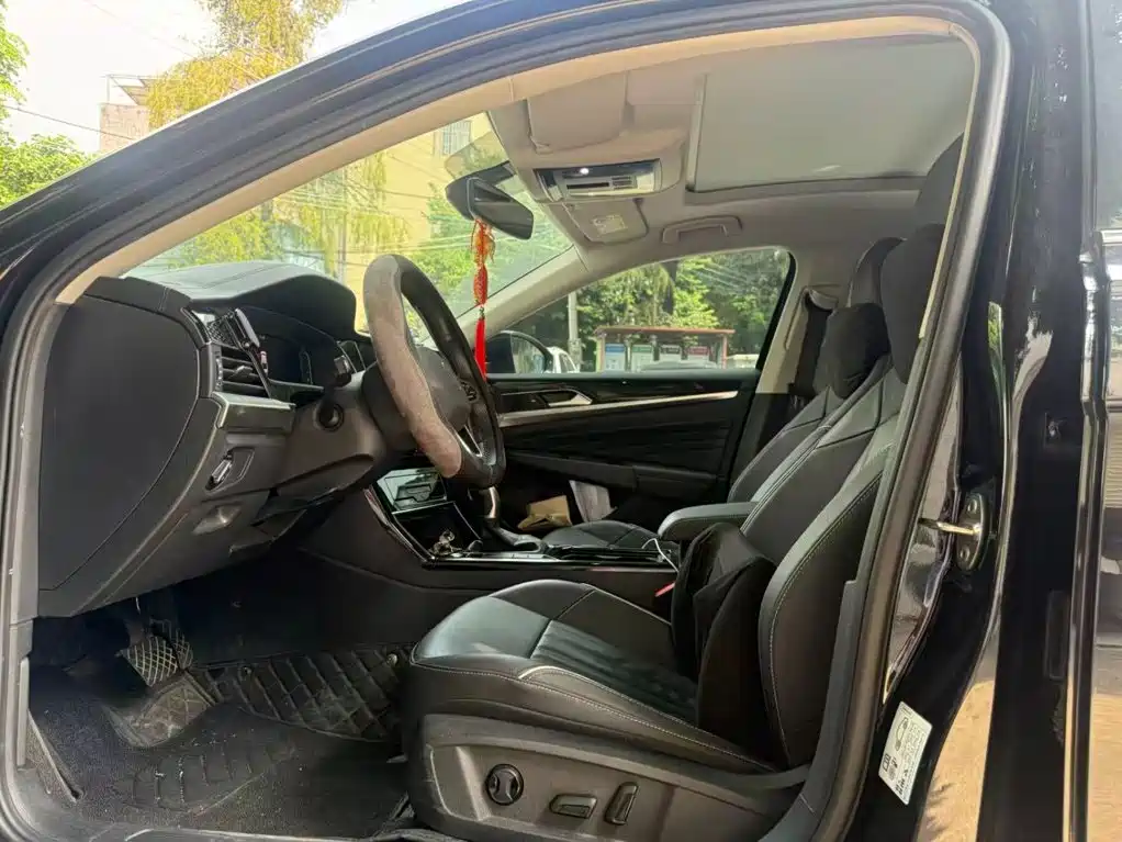 Volkswagen Passat — фото 5