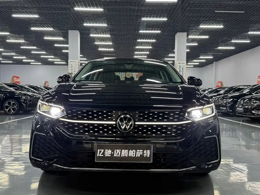Volkswagen Passat — фото 2